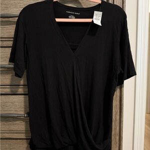 American Eagle Outfitters Black V-Neck Short Sleeve Draped Tee